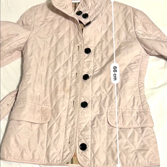 Authentic Quilted Burberry Coat - Picture 7 of 7
